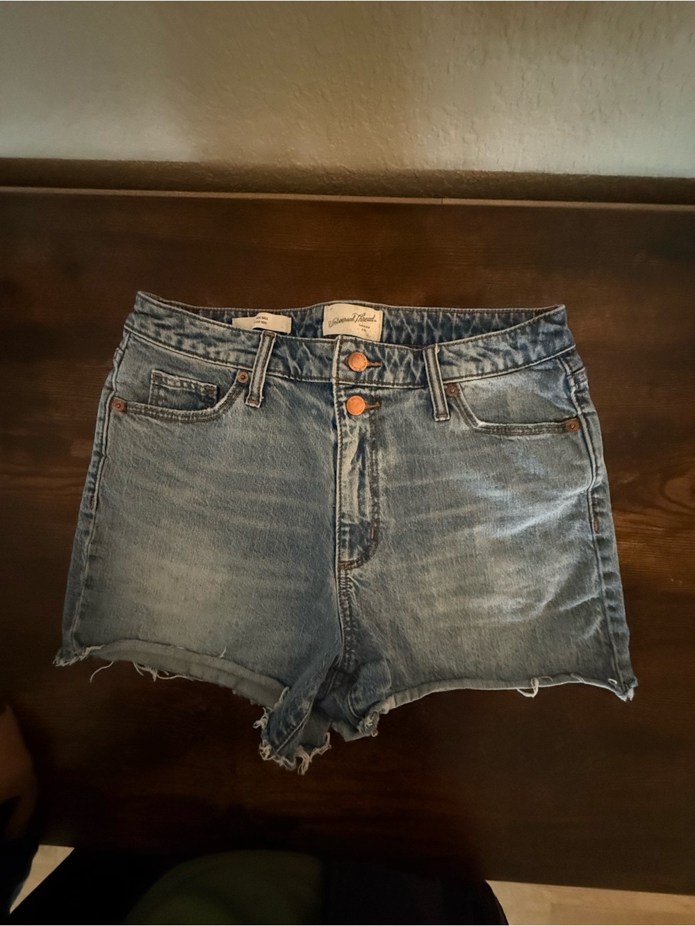 Universal Thread Vintage Midi Women's Cutoff Denim Shorts - Size 8/29R